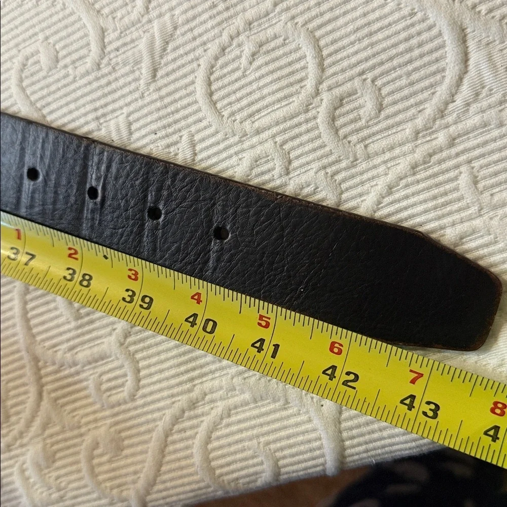 Columbia Men's Black/Brown Reversible Leather Belt. 34/36.
